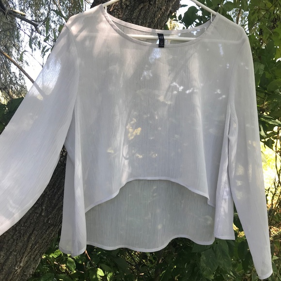 🍂5/30$!! Sheer Loose Fit Crop Top-EUC - Picture 1 of 7